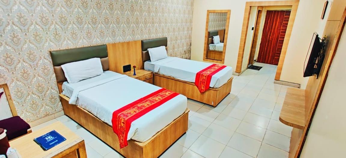 Hotel Richi Regency Bhubaneswar Exterior photo